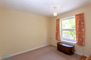 Bedroom- click for photo gallery